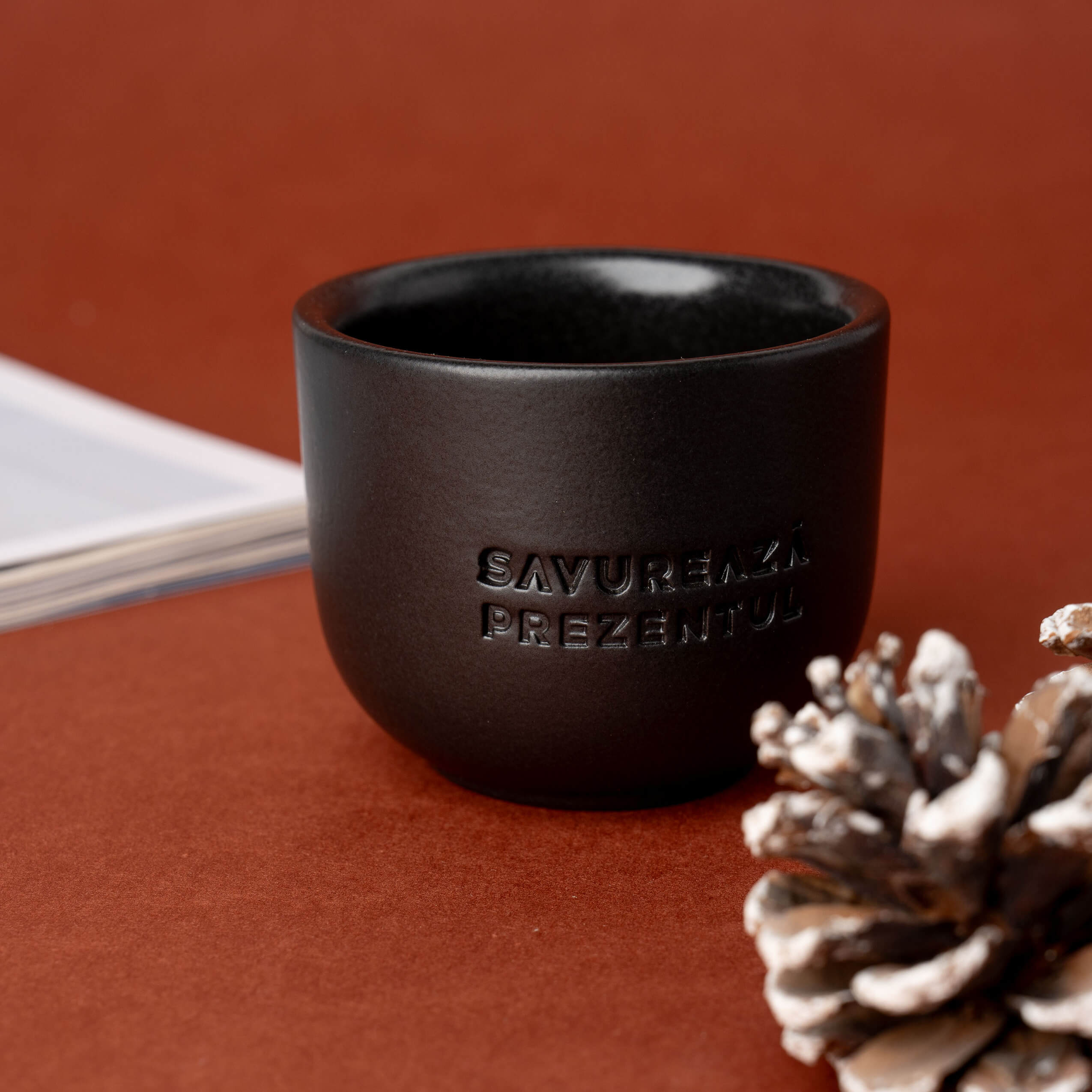 PORCELAIN CUP - ENJOY THE BLACK PRESENT