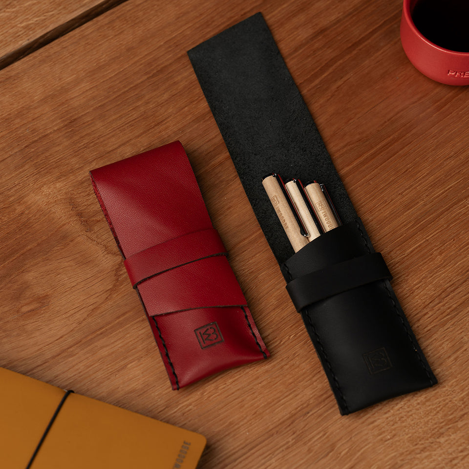 PEN HOLDER black